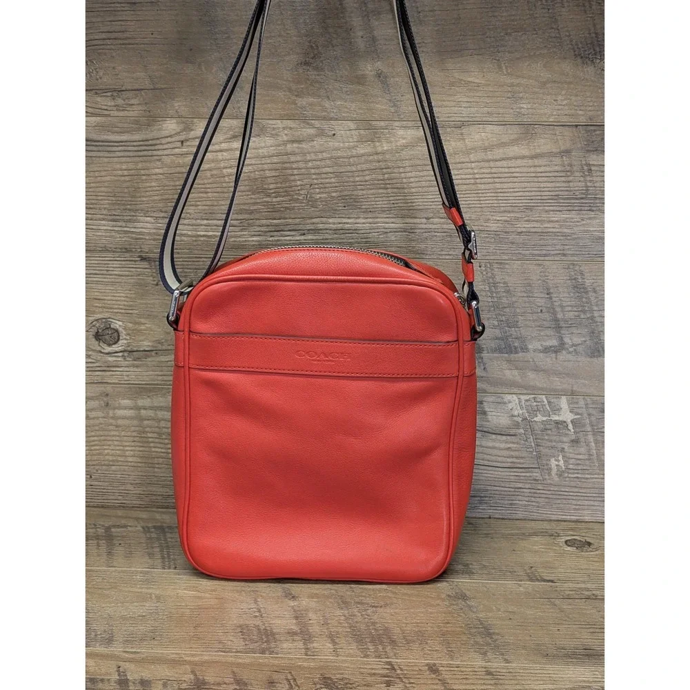 Coach‎ Legacy Leather Crossbody Bag Unisex Size Medium Y2K Purse - Picture 2 of 16